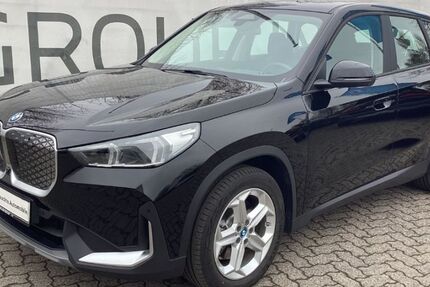 BMW iX1 24.687 km 32.977 &euro; Hainburg 63512