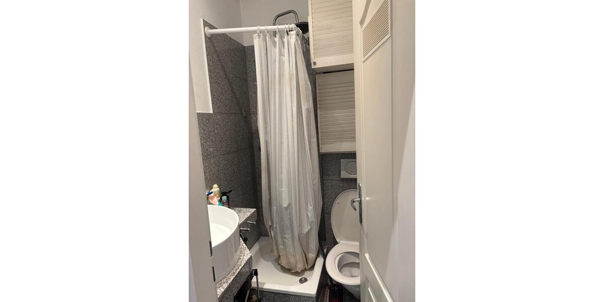 Etagenwohnung Frankfurt am Main Westend Süd - 1 Zimmer, 20 m&sup2;, 990&euro; | Angebot:25989596