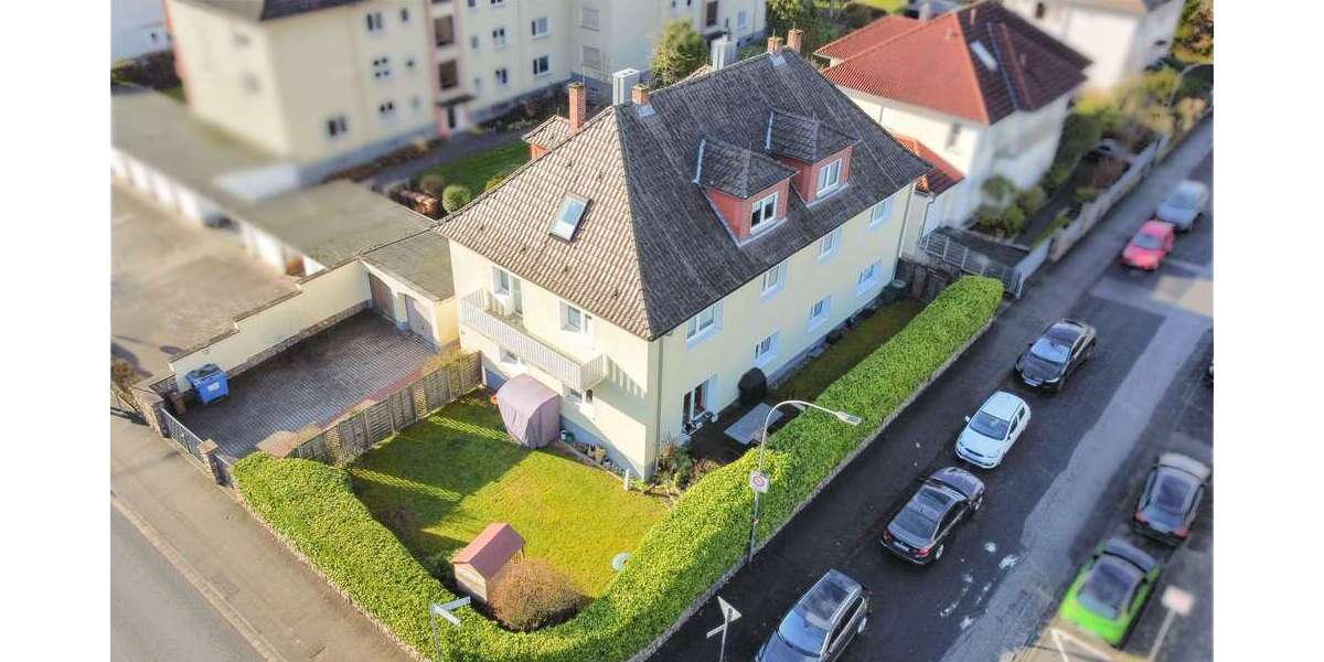 Einfamilienhaus Oberursel (Taunus) - 13 Zimmer, 374 m&sup2;, 1.399.000&euro; | Angebot:25874826