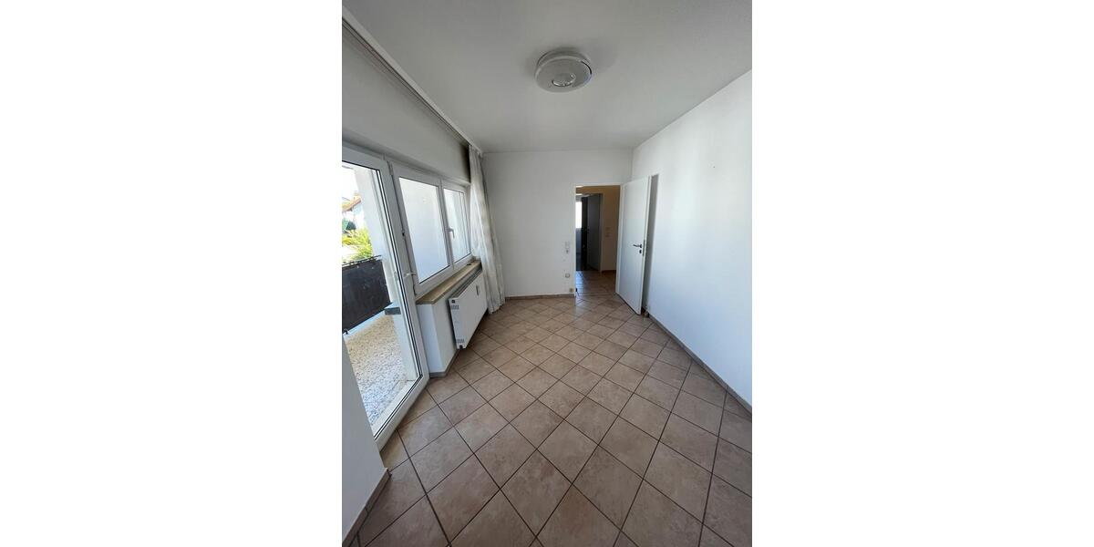 Etagenwohnung Nidderau - 3 Zimmer, 96 m&sup2;, 1.500&euro; | Angebot:26289185