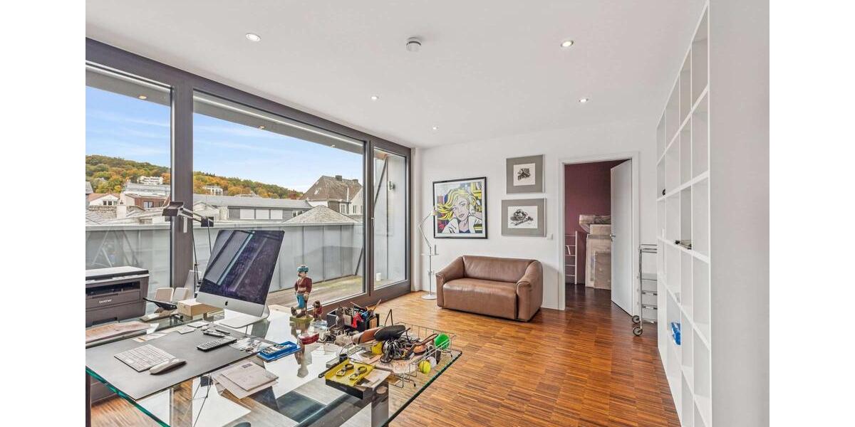 Dachgeschoßwohnung Bad Nauheim - 3 Zimmer, 190 m&sup2;, 2.565&euro; | Angebot:24692665