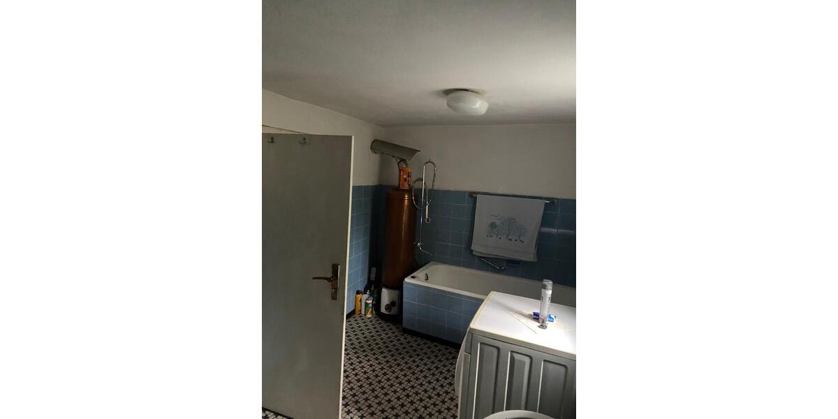Einfamilienhaus Babenhausen - 7 Zimmer, 85 m&sup2;, 150.000&euro; | Angebot:26638343