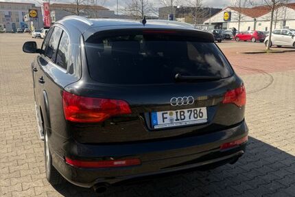 Audi Q7 240.000 km 9.400 &euro; Frankfurt 60435