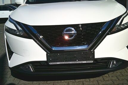 Nissan Qashqai 30.120 km 22.490 &euro; Frankfurt 60486