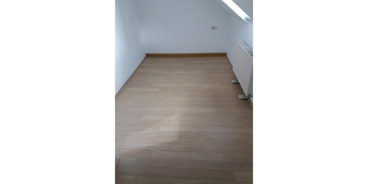 Dachgeschoßwohnung Aschaffenburg Österreicher Kolonie - 2.5 Zimmer, 46 m&sup2;, 435&euro; | Angebot:25923236