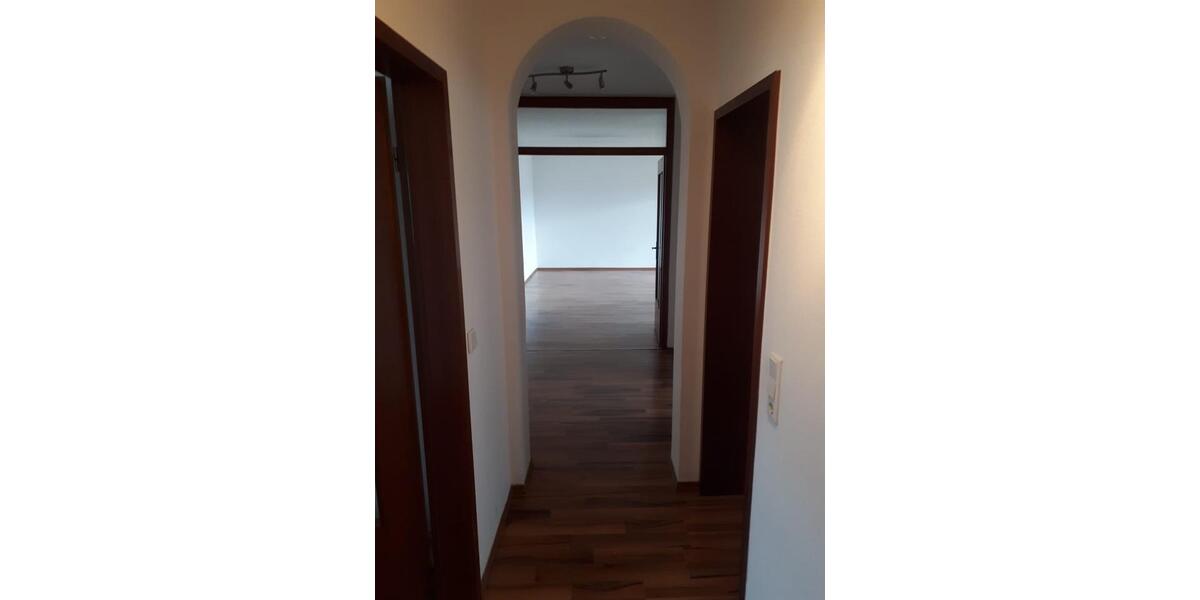 Etagenwohnung Hanau - 3 Zimmer, 82 m&sup2;, 279.000&euro; | Angebot:26644398