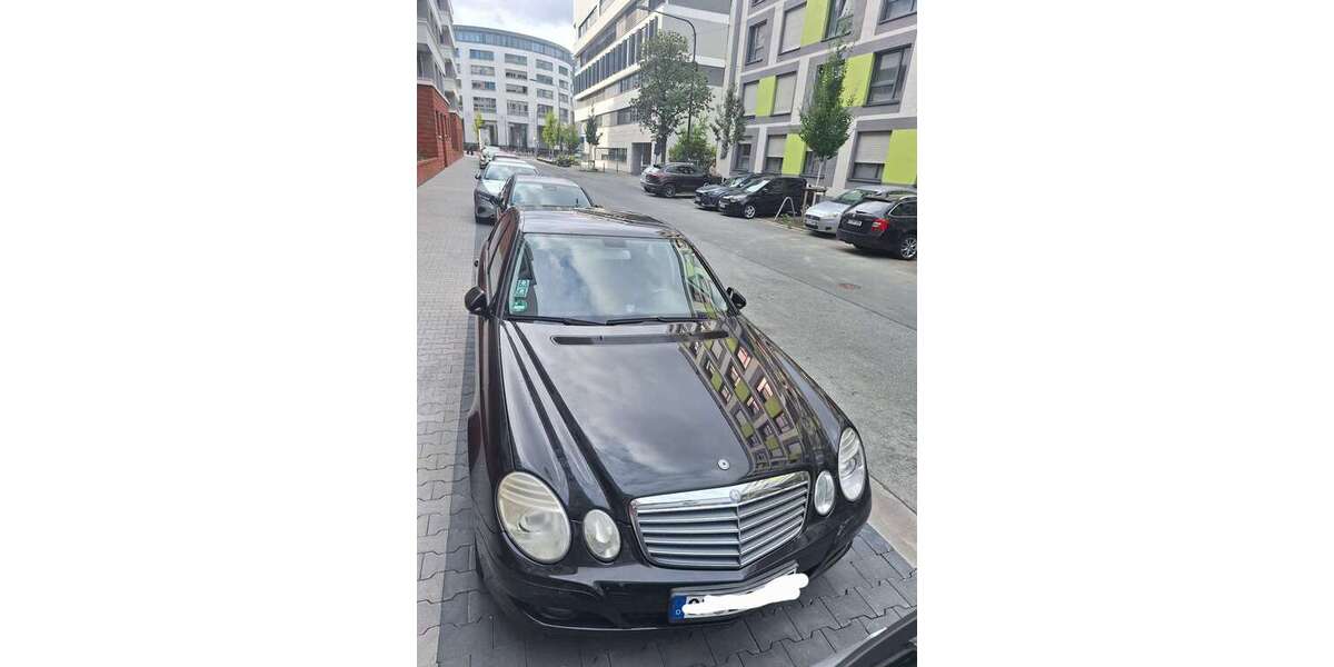Mercedes-Benz 200 281.735 km 3.390 &euro; Frankfurt am Main 63026