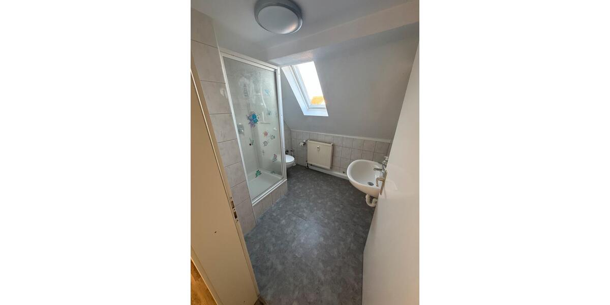 Dachgeschoßwohnung Goldbach - 3 Zimmer, 60 m&sup2;, 750&euro; | Angebot:25168423