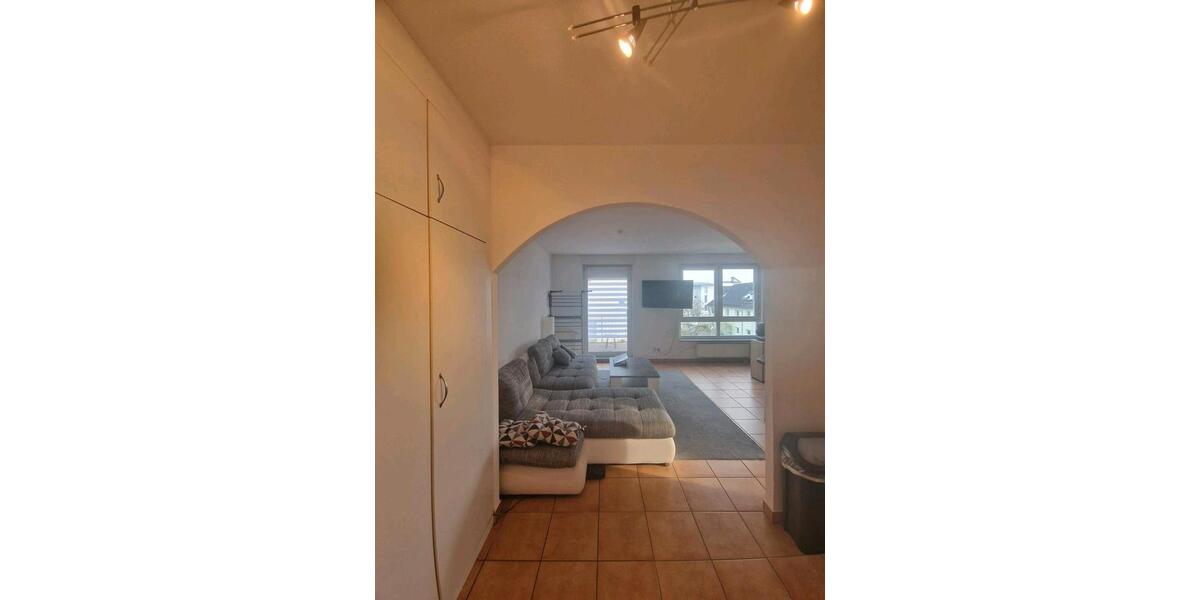 Etagenwohnung Frankfurt am Main Eschersheim - 2 Zimmer, 58 m&sup2;, 1.200&euro; | Angebot:25999902