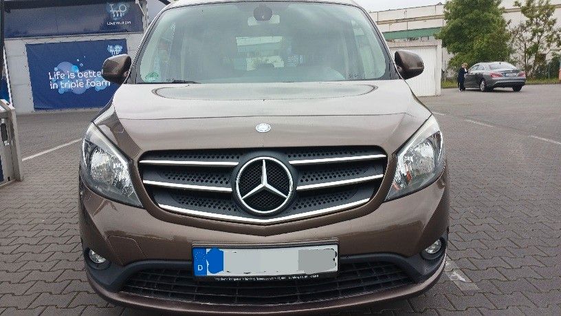 Mercedes-Benz Citan 159.000 km 7.980 &euro; Maintal 63477