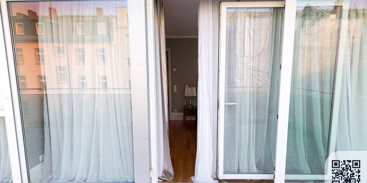 Etagenwohnung Frankfurt am Main Sachsenhausen - 3 Zimmer, 136 m&sup2;, 6.374&euro; | Angebot:25717045