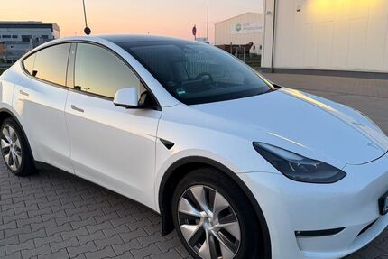 Tesla Model Y 136.000 km 32.800 &euro; Dieburg 64807
