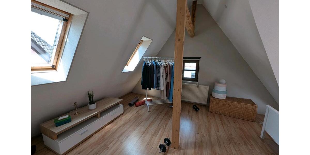 Dachgeschoßwohnung Langen (Hessen) - 1 Zimmer, 25 m&sup2;, 560&euro; | Angebot:26654338