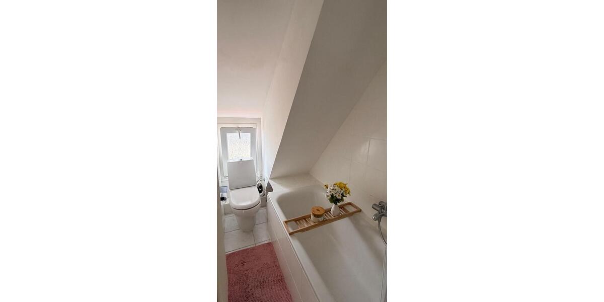 Dachgeschoßwohnung Langen (Hessen) - 3 Zimmer, 64 m&sup2;, 940&euro; | Angebot:26023228