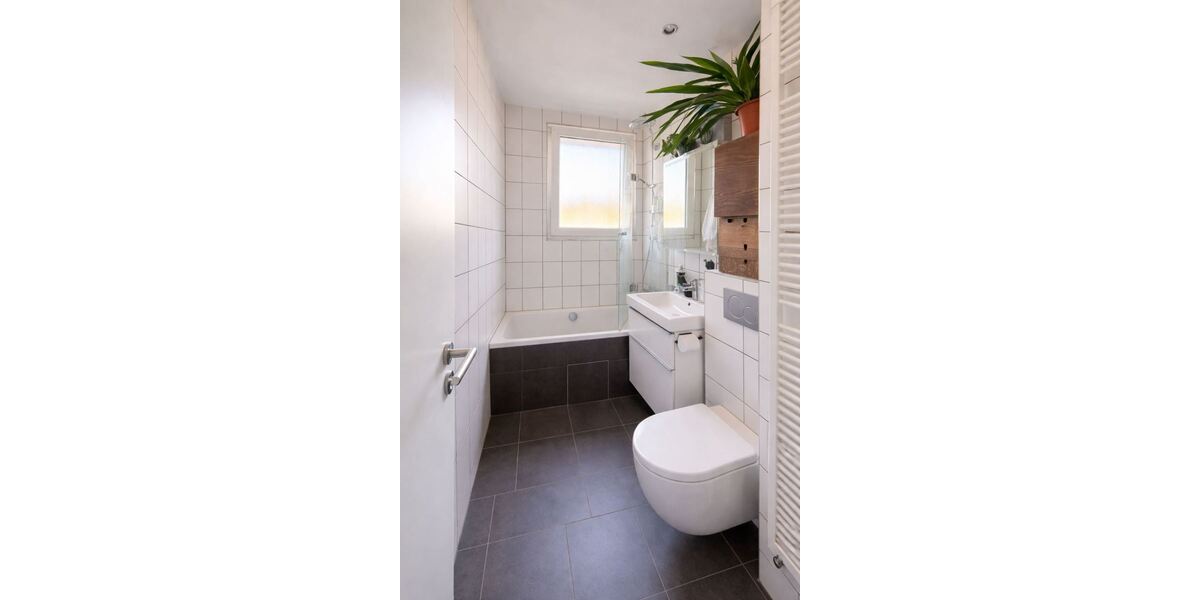 Schön geschnittene 2-Zimmer-Wohnung mit Südwest-Balkon im Frankfurter Ostend - Etagenwohnung Frankfurt Bornheim | Angebot:25930695