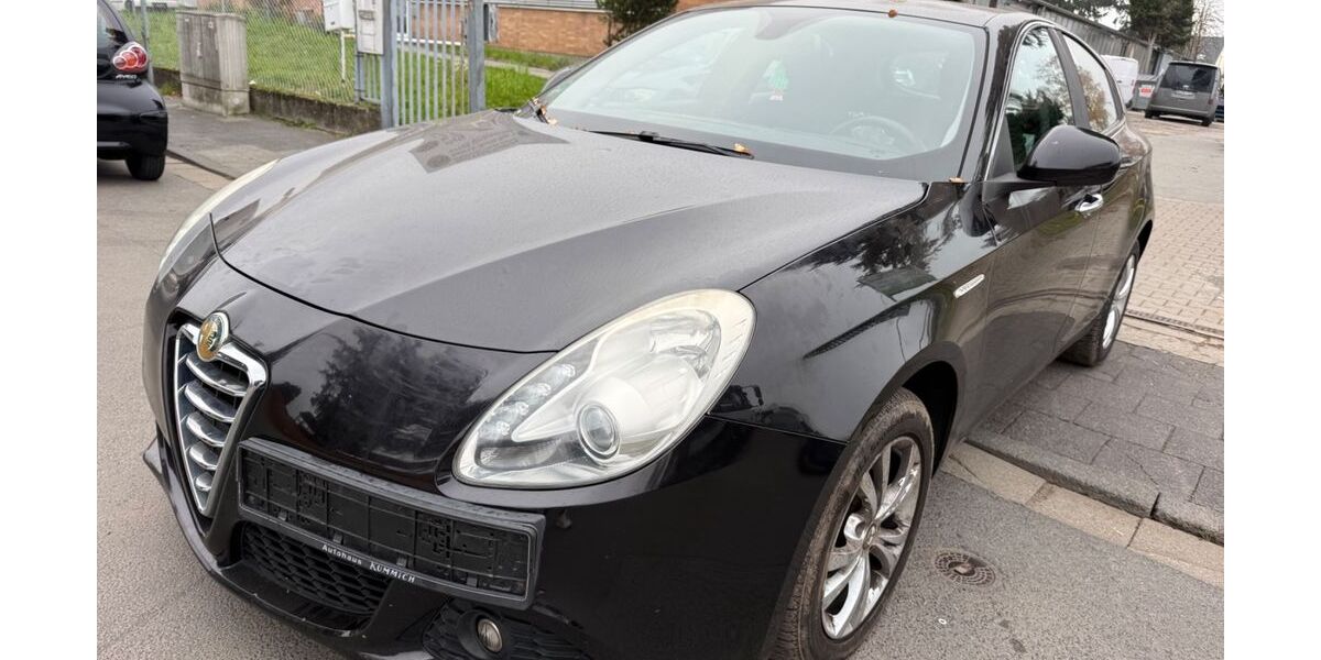 Alfa Romeo Giulietta 164.000 km 2.900 &euro; Dietzenbach 63128