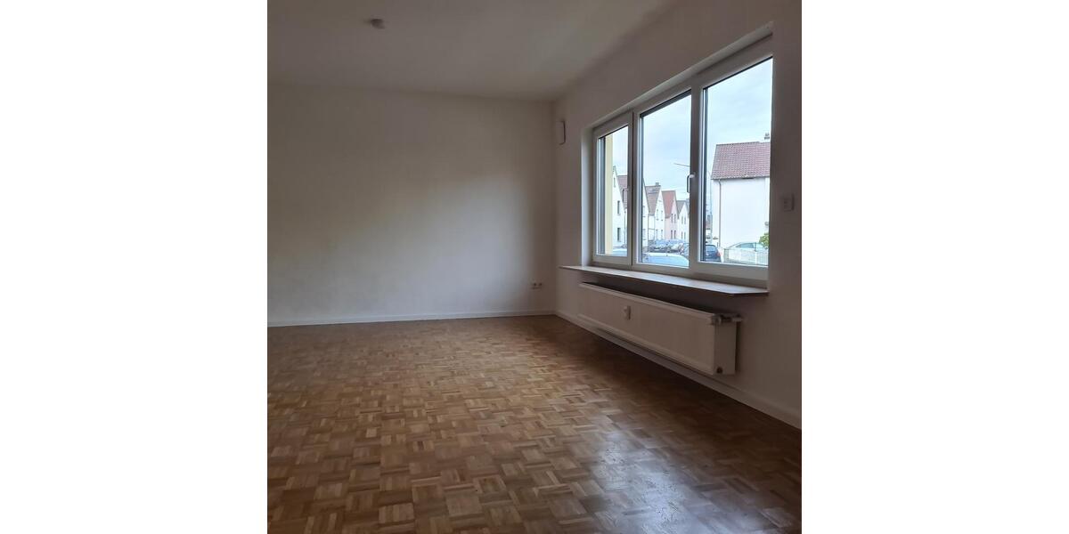 Erdgeschoßwohnung Hanau Groß-Steinheim - 3.5 Zimmer, 102 m&sup2;, 1.120&euro; | Angebot:26601845