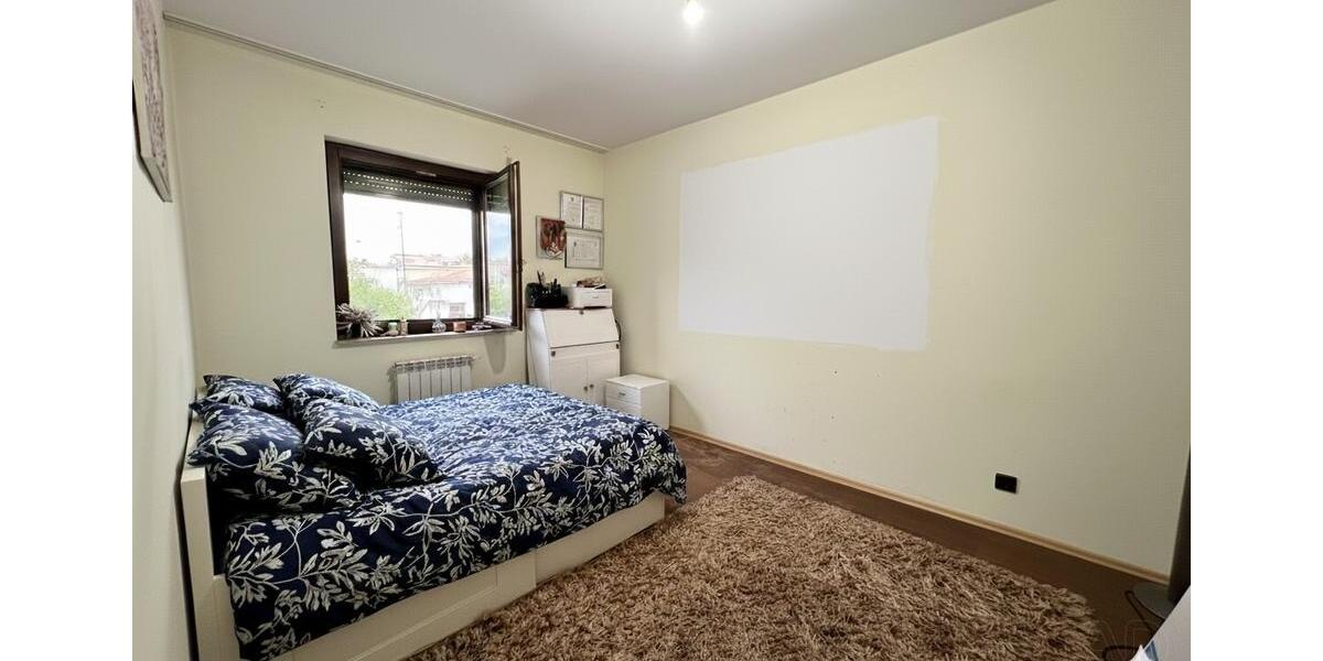 Erdgeschoßwohnung Frankfurt am Main Bergen-Enkheim - 4 Zimmer, 152 m&sup2;, 1.980&euro; | Angebot:23398170
