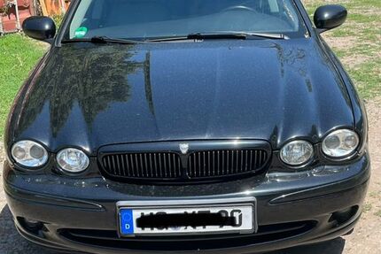 Jaguar X-Type 170.850 km 1.200 &euro; Steinbach 61449
