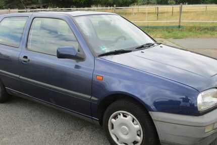 VW Golf 111.722 km 550 &euro; Rödermark 63322
