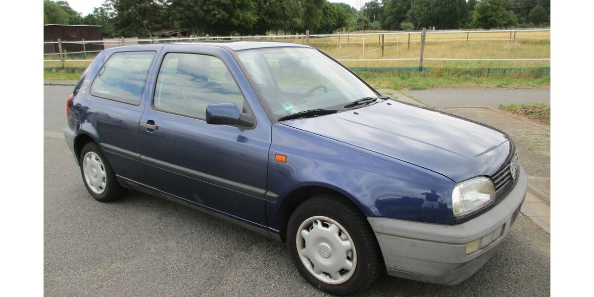 VW Golf 111.722 km 550 &euro; Rödermark 63322
