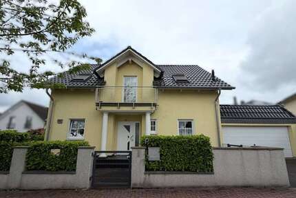 Haus Langenselbold - 4.5 Zimmer, 140 m&sup2;, 649.000&euro; | Angebot:26883446