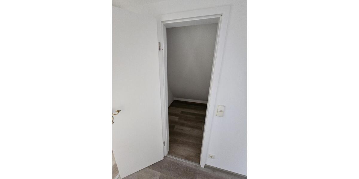 Dachgeschoßwohnung Rodgau - 2 Zimmer, 45 m&sup2;, 780&euro; | Angebot:25360887