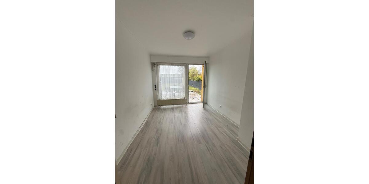 Mehrfamilienhaus, Wohnhaus Obertshausen - 6 Zimmer, 160 m&sup2;, 2.100&euro; | Angebot:26016675