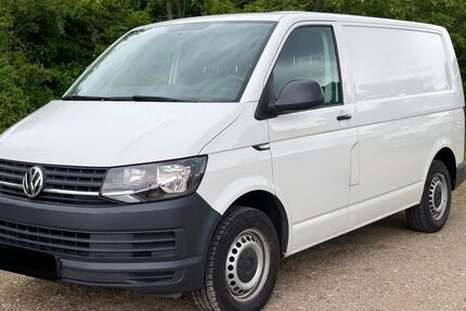 VW T6 Transporter 105.000 km 14.700 &euro; Karben 61184