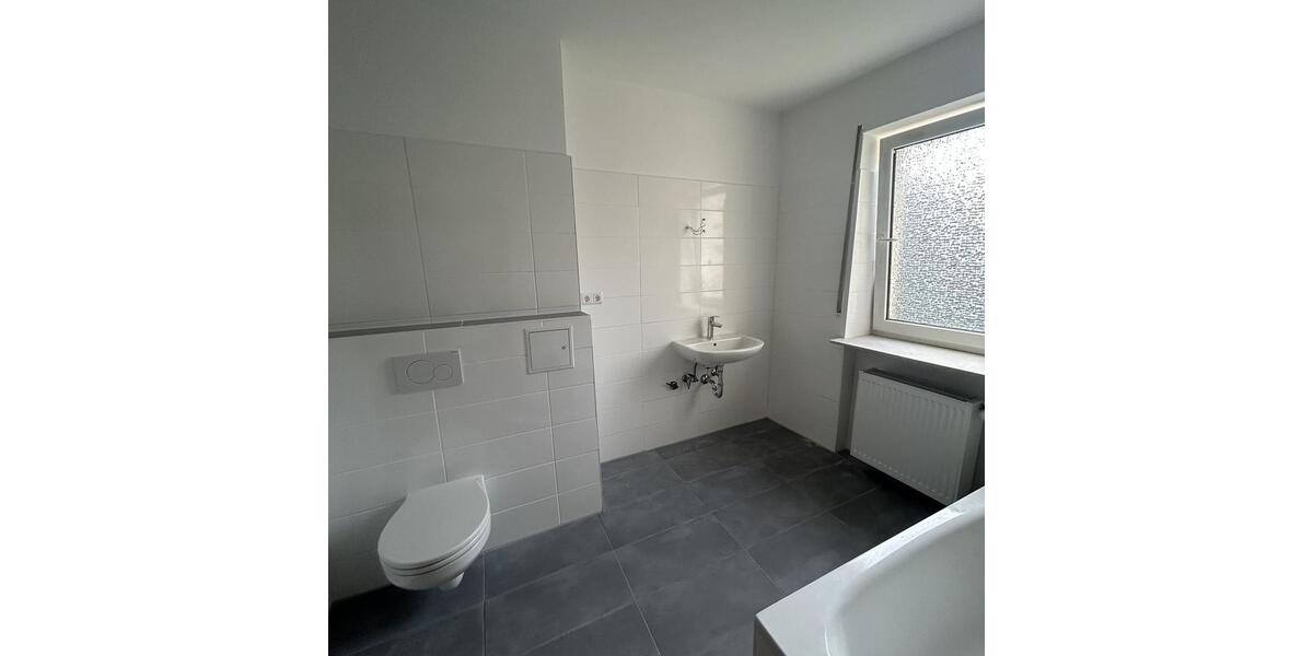 Etagenwohnung Frankfurt am Main Ost - 3 Zimmer, 80 m&sup2;, 1.300&euro; | Angebot:23027842