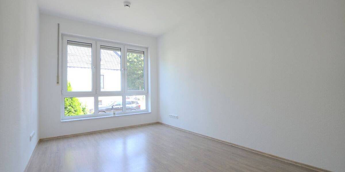 Etagenwohnung Kronberg im Taunus Oberhöchstadt - 4 Zimmer, 148 m&sup2;, 2.200&euro; | Angebot:26835157
