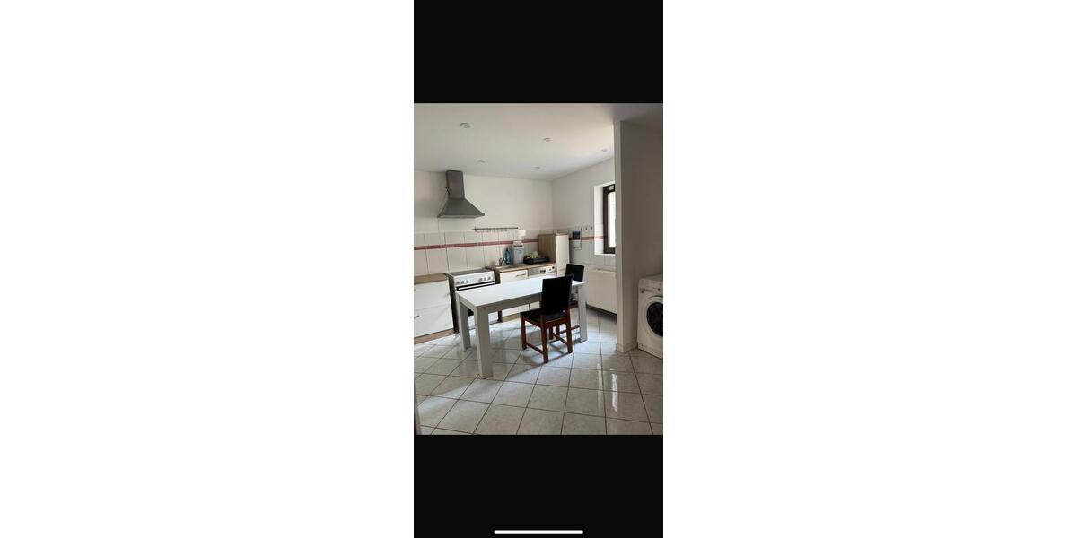 Etagenwohnung Ranstadt - 3 Zimmer, 70 m&sup2;, 700&euro; | Angebot:25900533