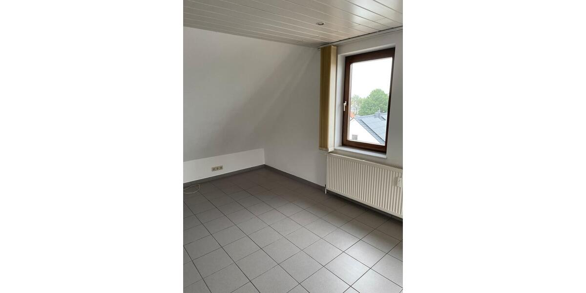 Erdgeschoßwohnung Rosbach vor der Höhe - 1 Zimmer, 40 m&sup2;, 600&euro; | Angebot:26120543