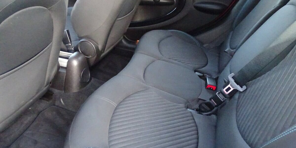 Mini Cooper SD Countryman All4 Cooper SD All4 Automatik 154.582 km 7.990 &euro; Rodgau 63110