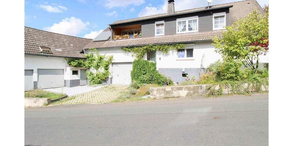 Mehrfamilienhaus, Wohnhaus Büdingen Rinderbügen - 8 Zimmer, 234 m&sup2;, 271.000&euro; | Angebot:25898163