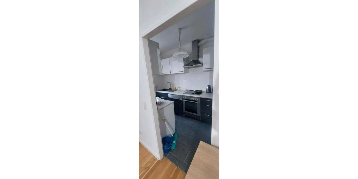 Etagenwohnung Frankfurt am Main Oberrad - 2 Zimmer, 77 m&sup2;, 1.290&euro; | Angebot:25792464