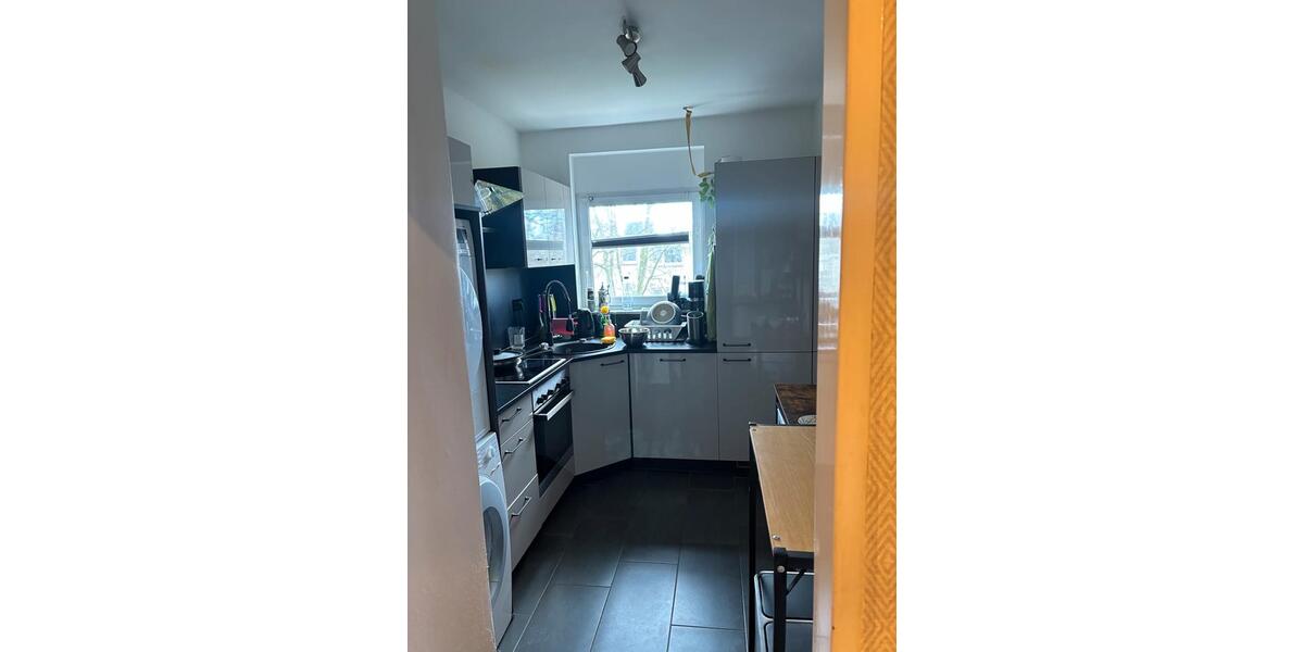 Etagenwohnung Frankfurt am Main Unterliederbach - 3 Zimmer, 75 m&sup2;, 1.375&euro; | Angebot:25853904