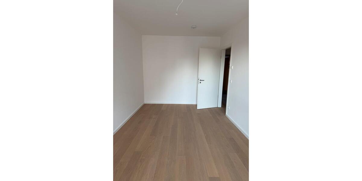 Etagenwohnung Maintal - 2 Zimmer, 62 m&sup2;, 1.150&euro; | Angebot:25648811