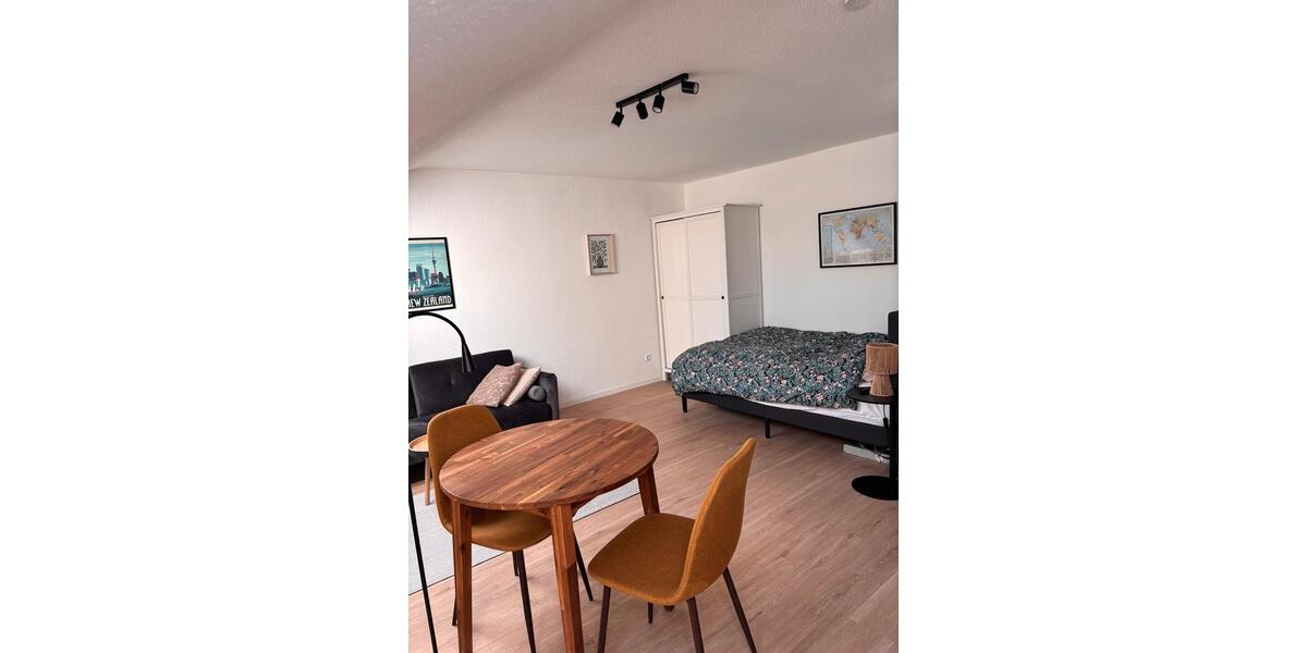 Dachgeschoßwohnung Frankfurt am Main Ostend - 1 Zimmer, 24 m&sup2;, 980&euro; | Angebot:26004084