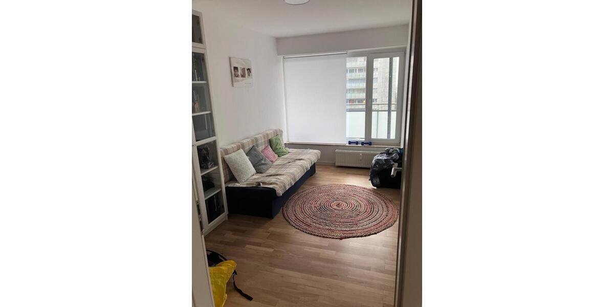 Etagenwohnung Frankfurt am Main Nord-Ost - 3 Zimmer, 82 m&sup2;, 1.200&euro; | Angebot:25632932