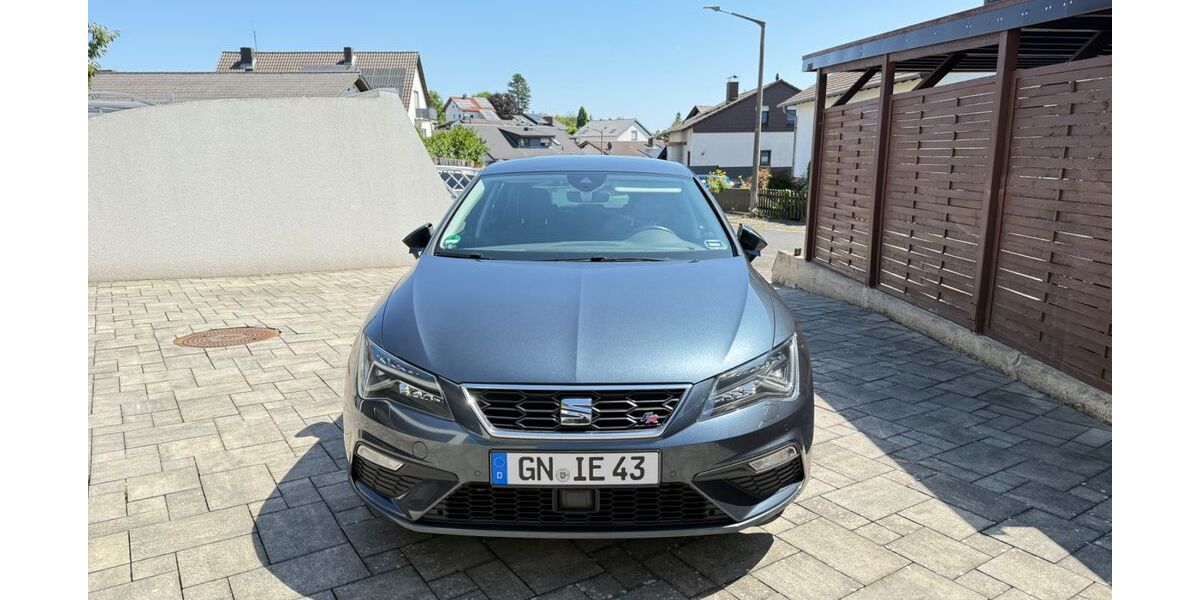 Seat Leon 139.813 km 16.849 &euro; Langenselbold 63505