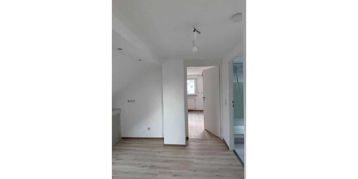 Dachgeschoßwohnung Mühlheim am Main - 2.5 Zimmer, 53 m&sup2;, 900&euro; | Angebot:25841438