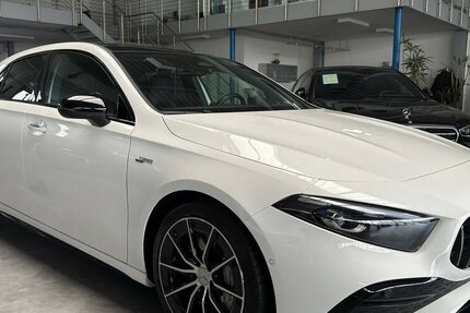 Mercedes-Benz A 35 AMG 4M DISTRONIC- BURMESTER- PANORAMA-NIGHT 25.798 km 46.699 &euro; Groß-Umstadt 64823