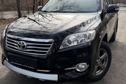 Toyota RAV 4 147.000 km 12.990 &euro; Stockstadt 63811