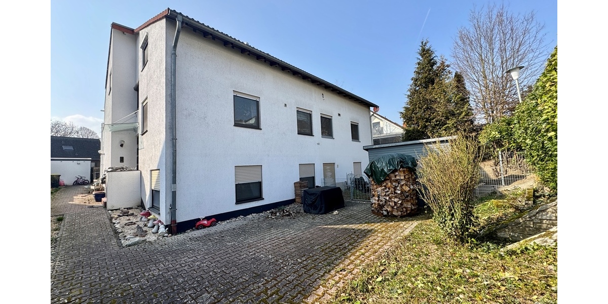 Friedrichsdorf: Großzügige Doppelhaushälfte mit separater Einliegerwohnung! - Doppelhaushälfte Friedrichsdorf | Angebot:25987215