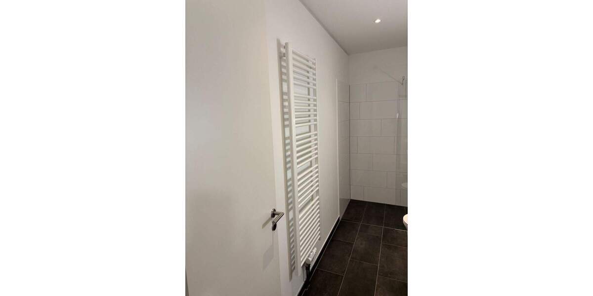 Etagenwohnung Offenbach am Main Hafen - 2 Zimmer, 71 m&sup2;, 1.335&euro; | Angebot:25772898