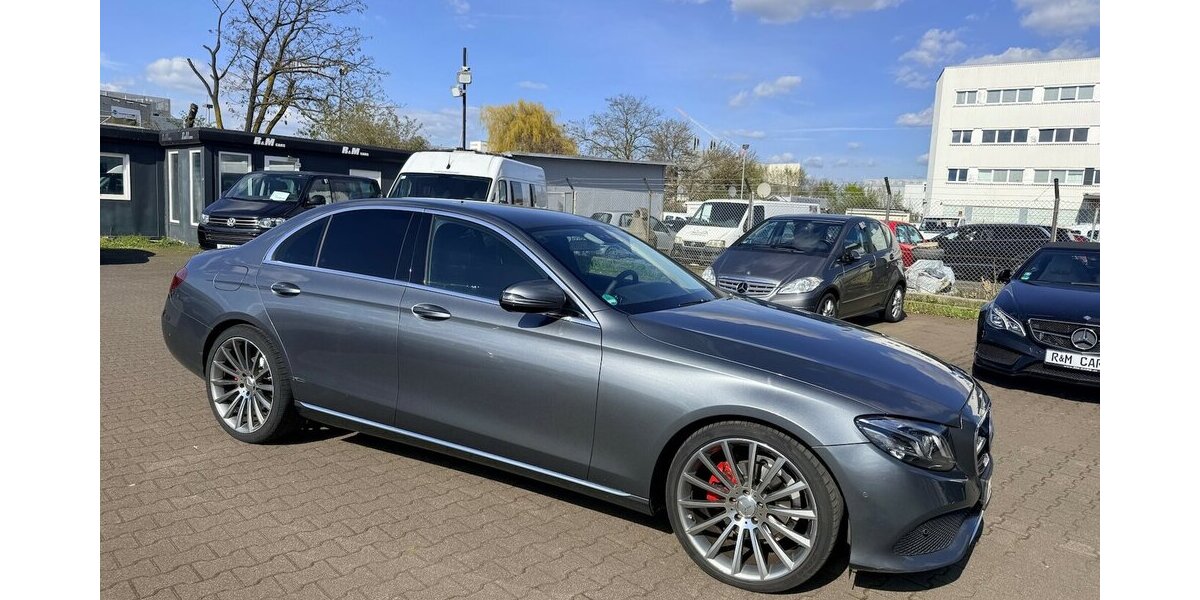 Mercedes-Benz E 220 d Avantgarde/20Zoll/Multibeam/Screen/2Hd 138.121 km 19.999 &euro; Frankfurt 60386