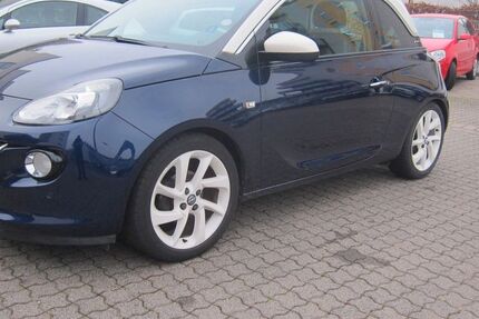 Opel Adam 107.211 km 5.999 &euro; Aschaffenburg 63741