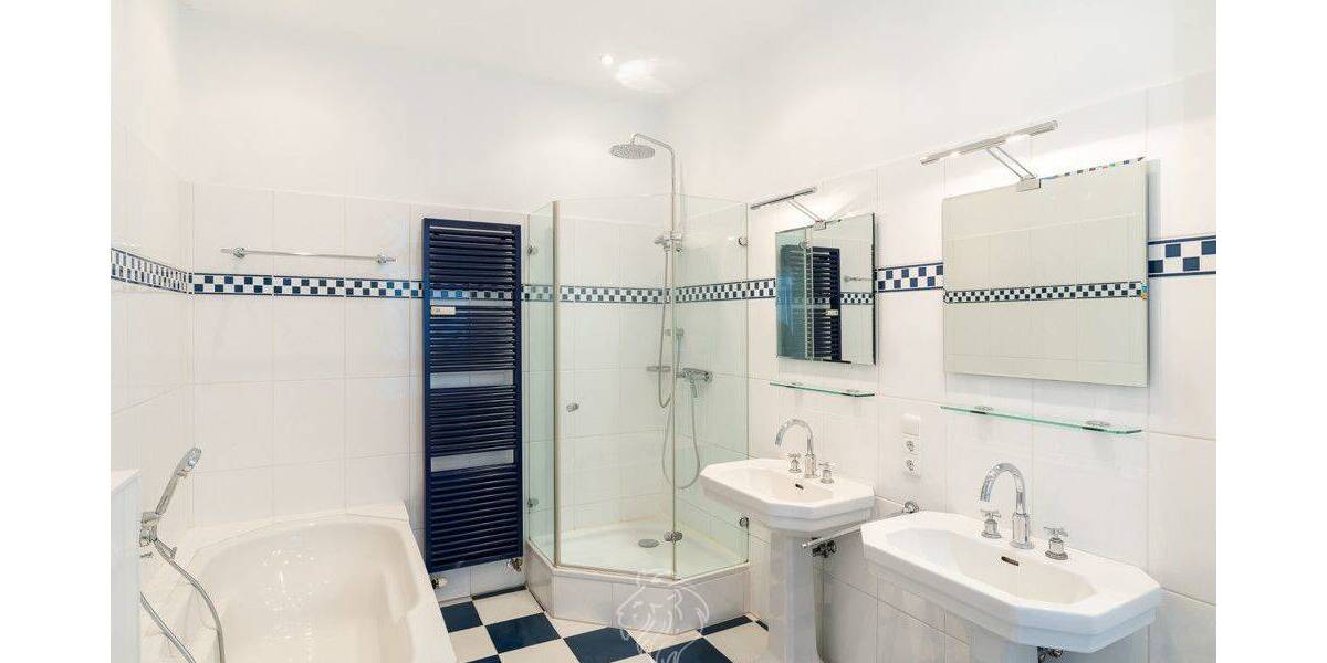 Etagenwohnung Frankfurt am Main / Westend-Nord Westend-Süd - 4 Zimmer, 112 m&sup2;, 1.350.000&euro; | Angebot:25737337