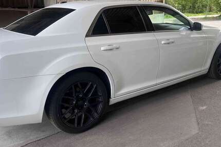 Chrysler 300C 172.000 km 9.500 &euro; Rödermark, Stadt 63322